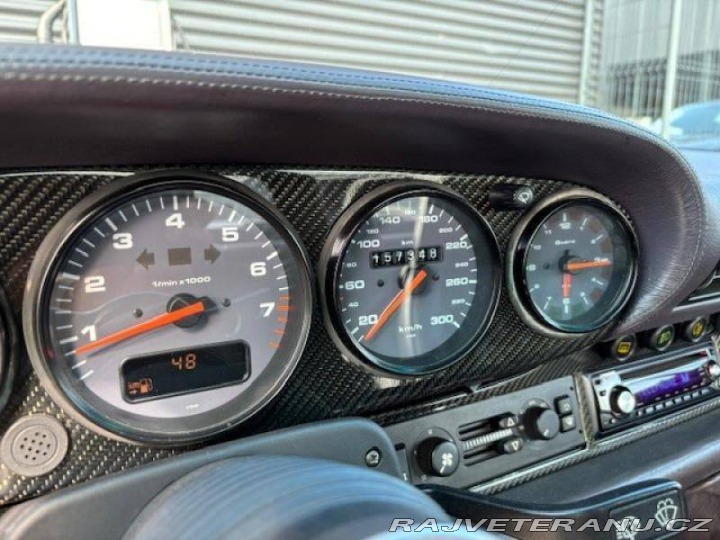 Porsche 911 Carrera 4 1993