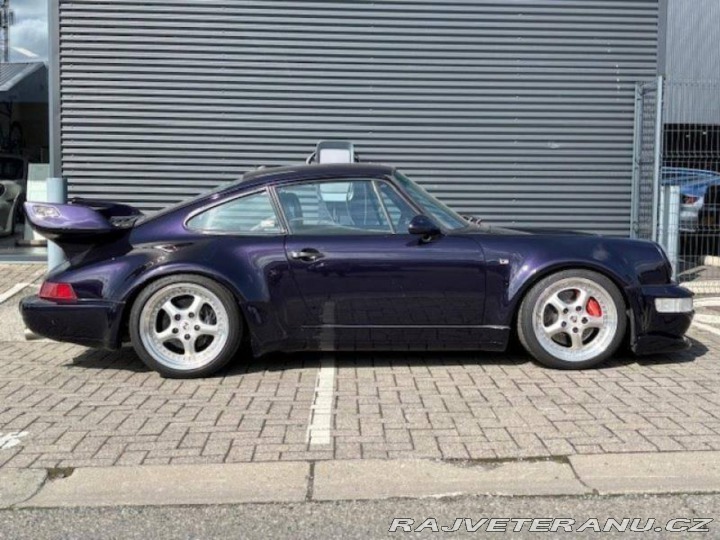 Porsche 911 Carrera 4 1993
