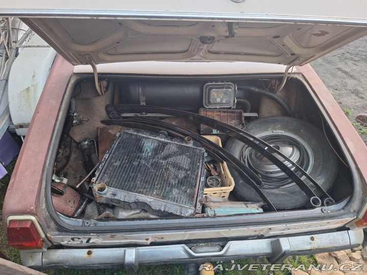 Volha GAZ-24 Gaz 24 1982