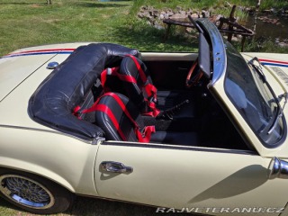 Triumph Spitfire MkIV (1973) s Overdri 1973
