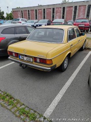 Mercedes-Benz 240 W123 1980