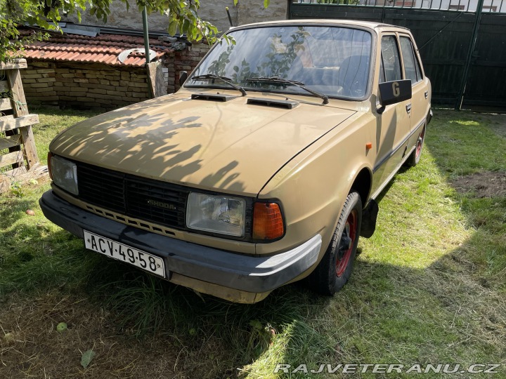 Škoda 120 120 L 1986