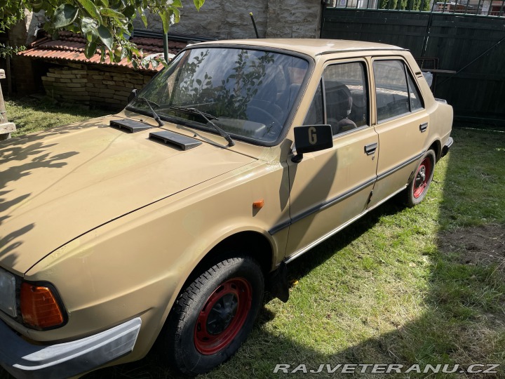 Škoda 120 120 L 1986