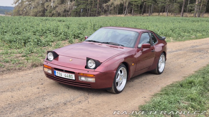 Porsche 944 Turbo 1986