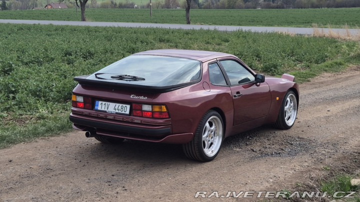 Porsche 944 Turbo 1986