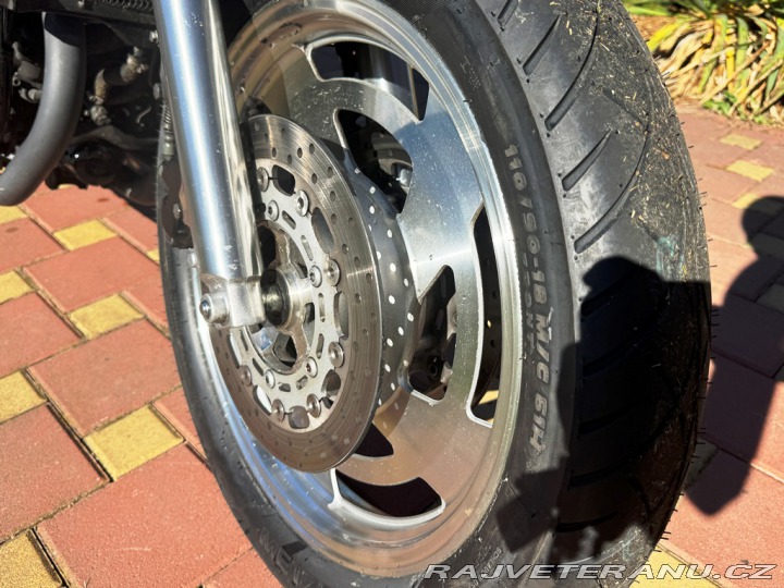 Yamaha V-Max 1200, Carbon Edition 1999
