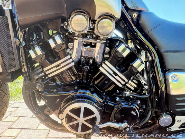 Yamaha V-Max 1200, Carbon Edition 1999