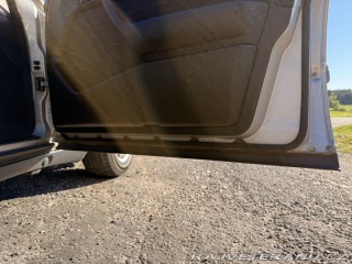Mercedes-Benz 300 W124 300D 80kW 1986