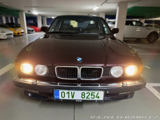 BMW 7 E32 750i V12