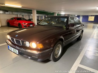 BMW 7 E32 750i V12