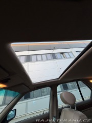 BMW 7 E32 750i V12 1992