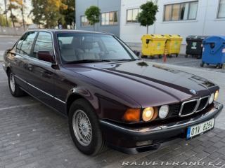 BMW 7 E32 750i V12 1992