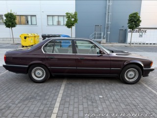 BMW 7 E32 750i V12 1992