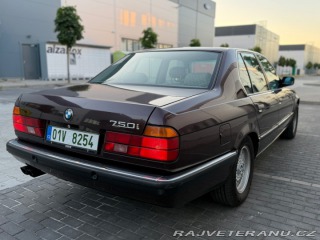 BMW 7 E32 750i V12 1992