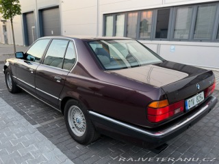 BMW 7 E32 750i V12 1992