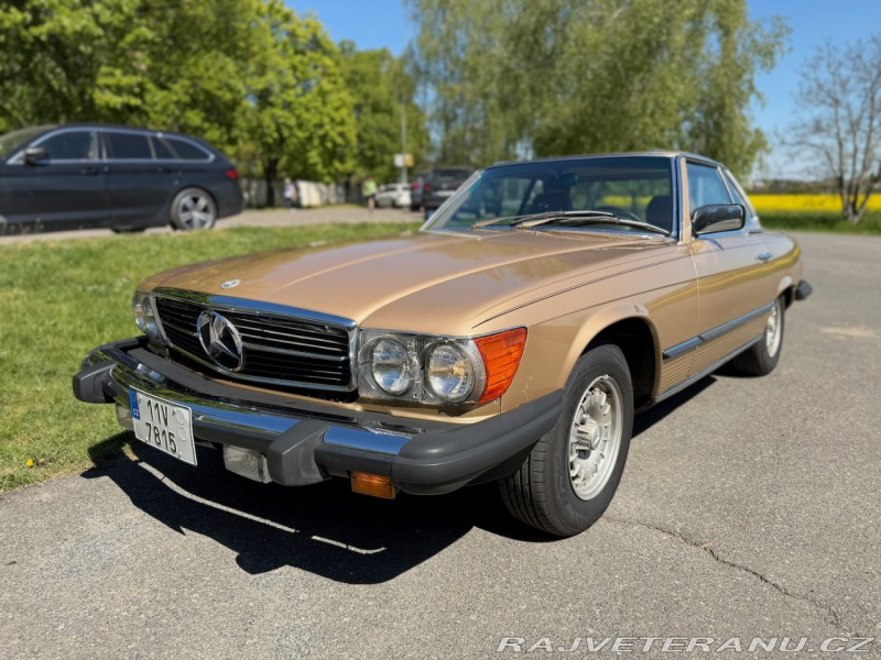 Mercedes-Benz SL 380 R107