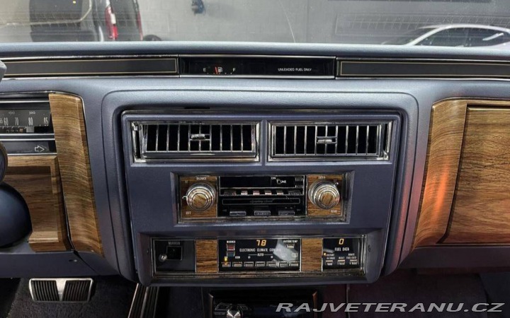 Cadillac Ostatní modely De Ville 6 CD 1984