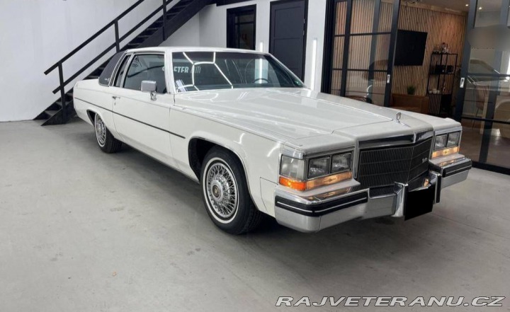 Cadillac Ostatní modely De Ville 6 CD 1984
