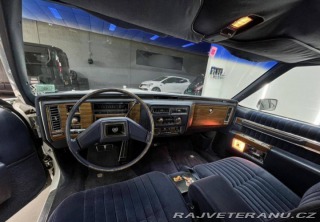 Cadillac Ostatní modely De Ville 6 CD 1984