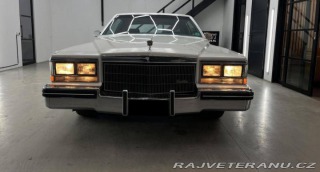 Cadillac Ostatní modely De Ville 6 CD 1984