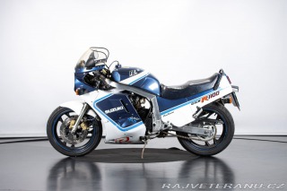 Suzuki GSX 1100 R