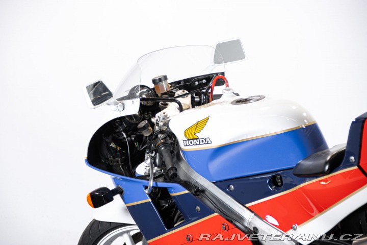 Honda RC 30 1988