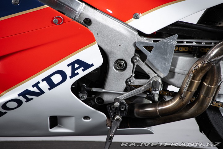 Honda RC 30 1988