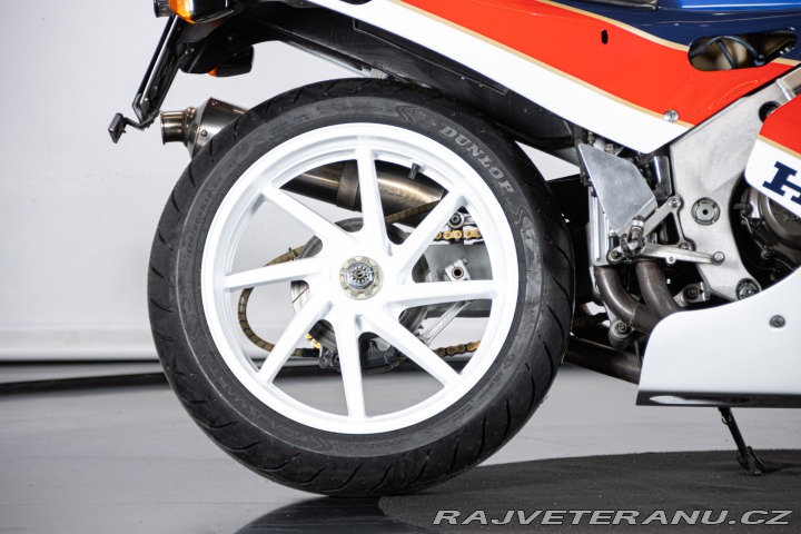 Honda RC 30 1988