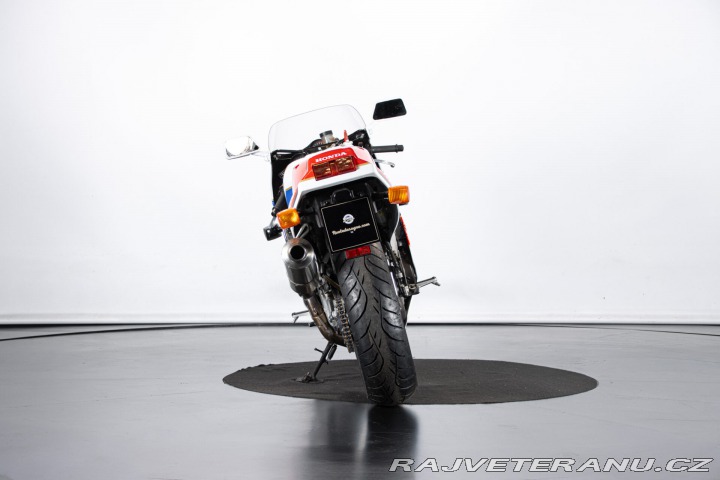 Honda RC 30 1988
