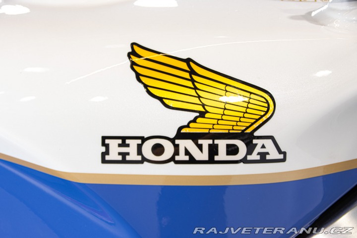 Honda RC 30 1988