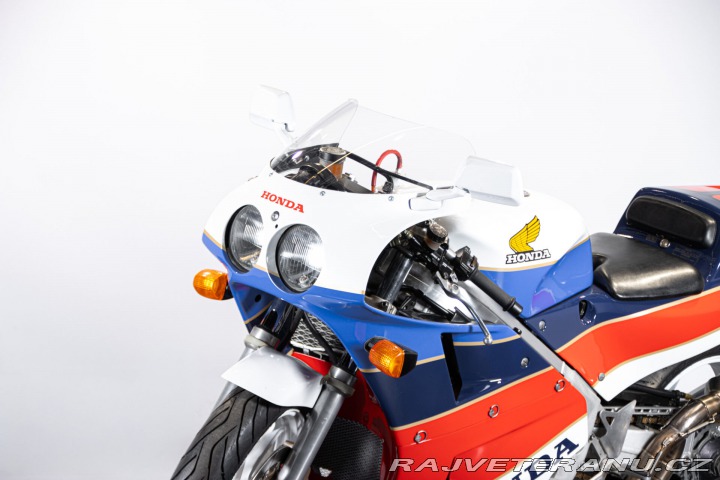 Honda RC 30 1988