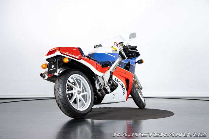 Honda RC 30 1988
