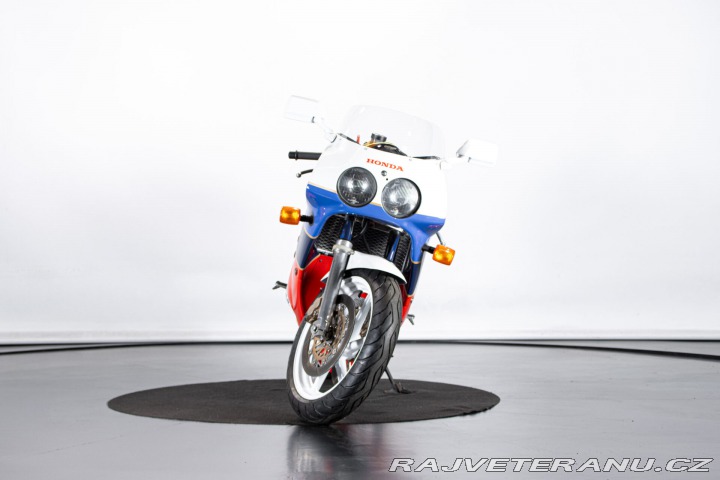 Honda RC 30 1988