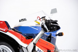 Honda RC 30 1988