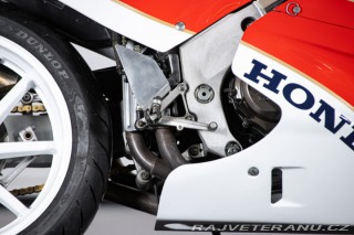 Honda RC 30 1988