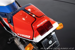Honda RC 30 1988