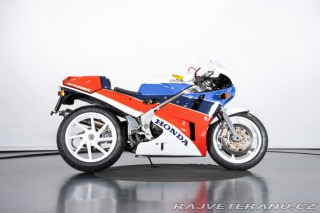 Honda RC 30 1988