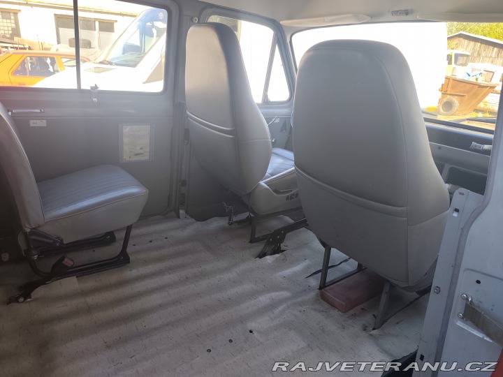 Ford Transit MK1  1.7 benzín V4 1968