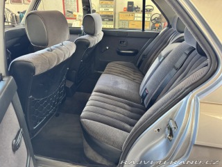 BMW 5 E28 520i shadowline 1987