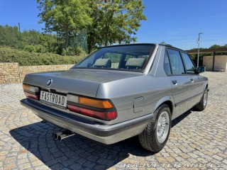 BMW 5 E28 520i shadowline 1987