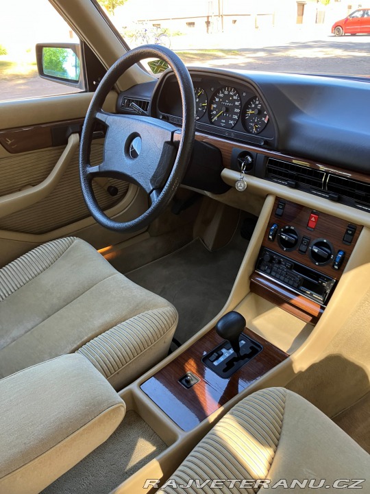 Mercedes-Benz S W126 1986