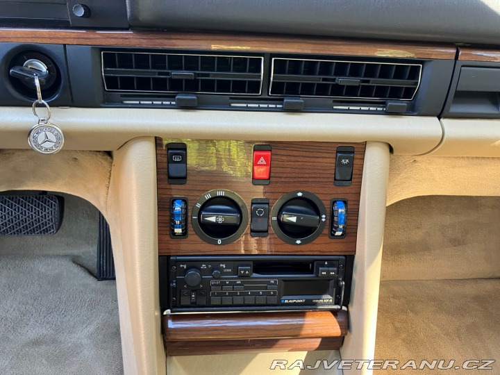 Mercedes-Benz S W126 1986