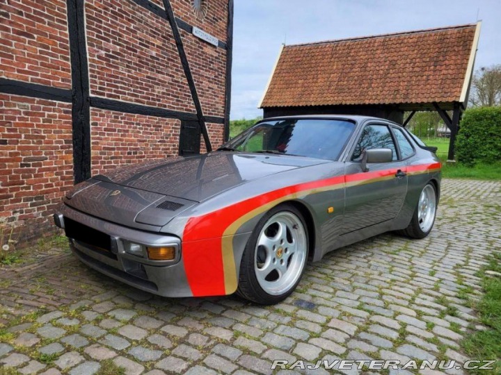 Porsche 944 1985