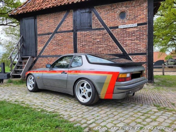 Porsche 944 1985