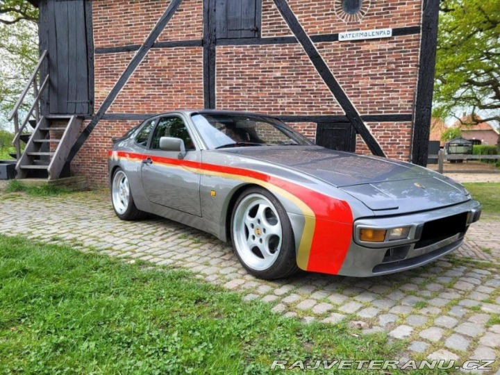 Porsche 944 1985