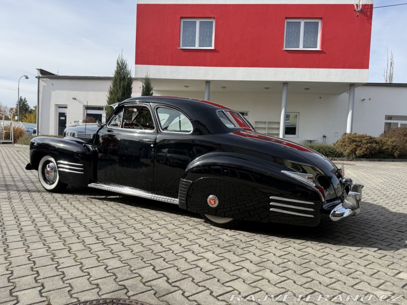 Cadillac Series 62 Coupe