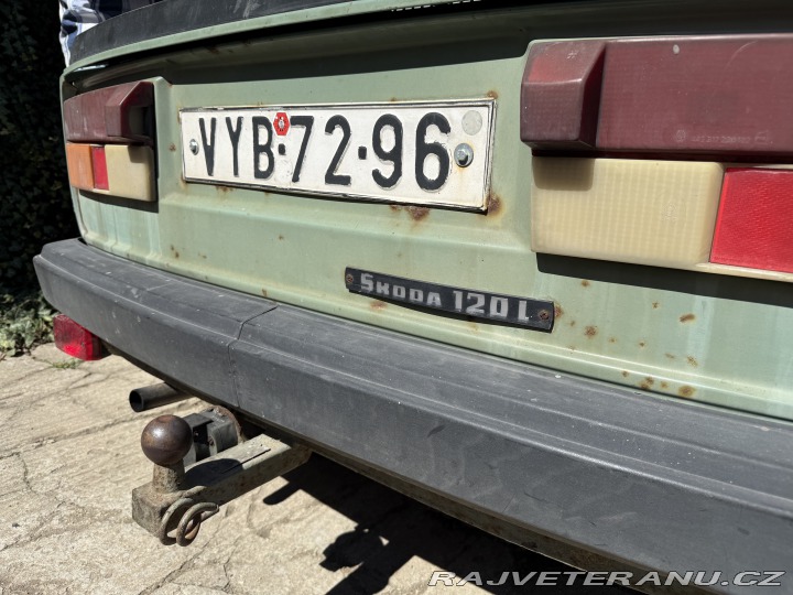 Škoda 120 L 1987