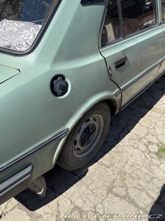 Škoda 120 L 1987