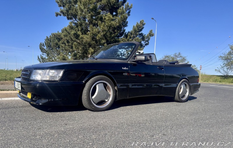 Saab 900 Carlsson