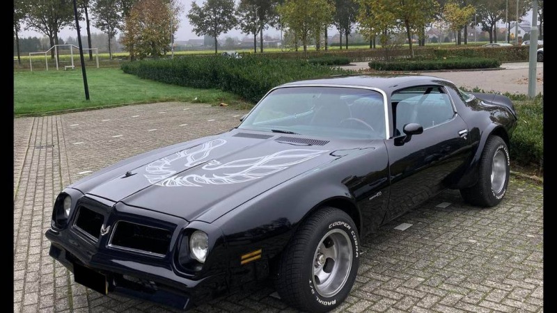 Pontiac Firebird 5.7